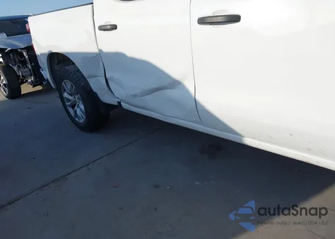 2021 Chevrolet Silverado C1500 Custom z USA, uszkodzony, nr VIN 3GCPWBEK4MG353314